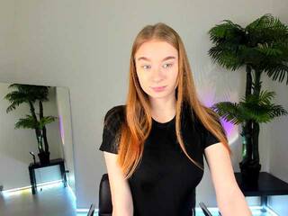 Ερωτική συνομιλία μέσω βίντεο Alinka2004a