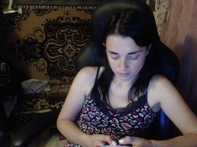 Φωτογραφίες AlisaLaDiva Hey guys!:) Goal- #Dance #hot #pvt #c2c #fetish #feet #roleplay Tip to add at friendlist and for requests!