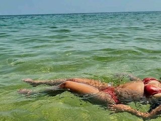 Ερωτική συνομιλία μέσω βίντεο Dhania