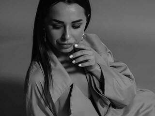 Ερωτική συνομιλία μέσω βίντεο AlisonAda