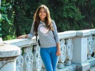 Ερωτική συνομιλία μέσω βίντεο alissanicee