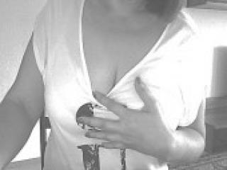 Ερωτική συνομιλία μέσω βίντεο allixia