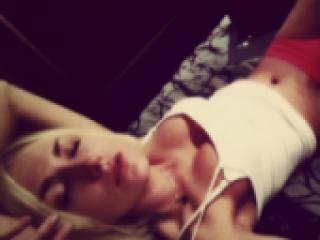 Ερωτική συνομιλία μέσω βίντεο alllana