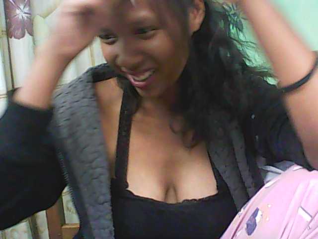 Εκπομπές οθόνης almapleasure