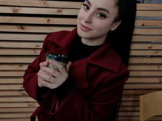 Ερωτική συνομιλία μέσω βίντεο alvuski