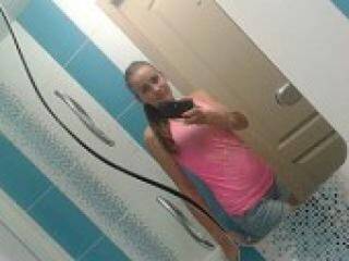 Ερωτική συνομιλία μέσω βίντεο alya2016