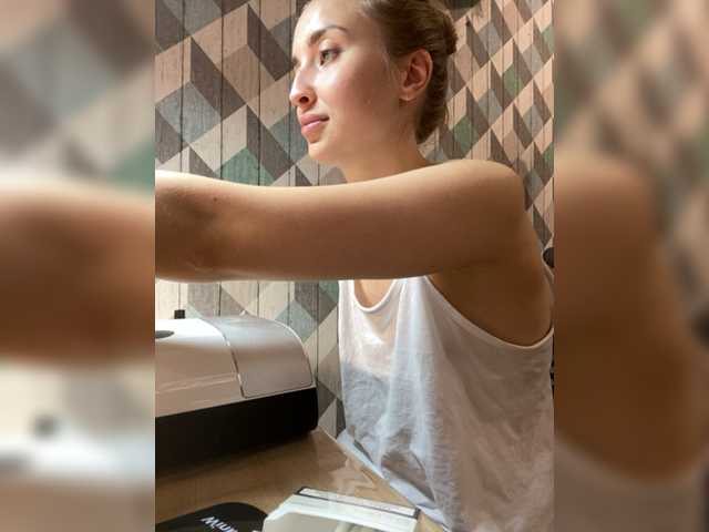 Εκπομπές οθόνης Amaliross