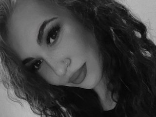 Ερωτική συνομιλία μέσω βίντεο AmandaBlare