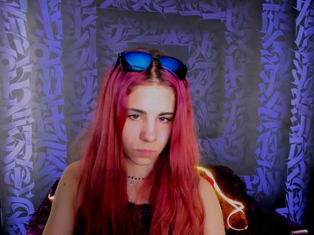 Εκπομπές οθόνης AmandaHillls