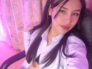 Ερωτική συνομιλία μέσω βίντεο AmbarCherry