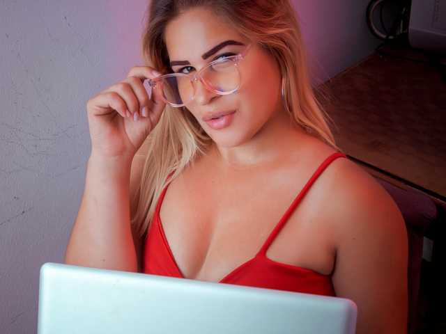 Φωτογραφία του προφίλ AmeliaAdams