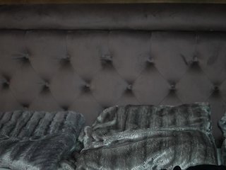 Ερωτική συνομιλία μέσω βίντεο AmeliaJupiter