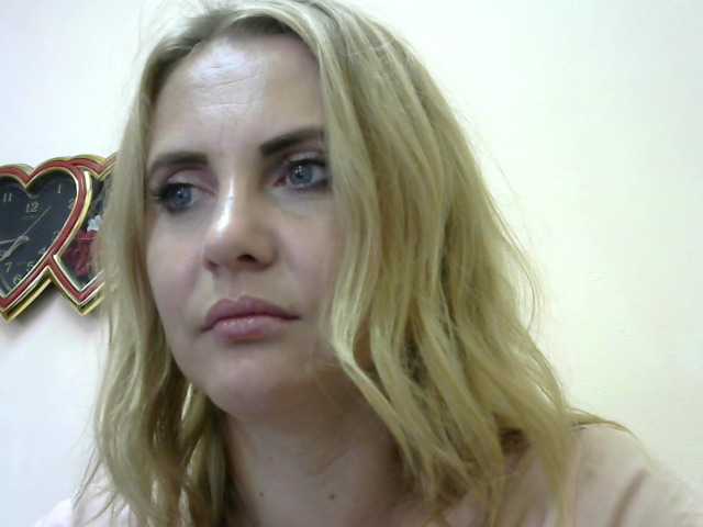 Εκπομπές οθόνης AmeliaNelson