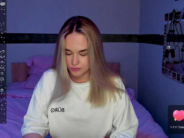 Φωτογραφίες AmeliaSoft Do not forget to subscribe and put love! @remain pussy play with vibrator