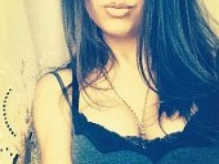 Ερωτική συνομιλία μέσω βίντεο amelygirl