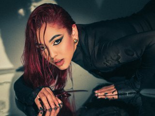 Ερωτική συνομιλία μέσω βίντεο AmmyScott