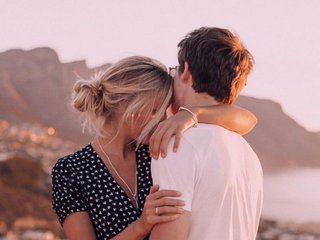 Ερωτική συνομιλία μέσω βίντεο AmorFatiaa