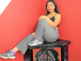 Ερωτική συνομιλία μέσω βίντεο Anais-Hernandez