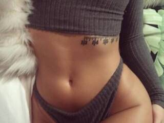 Ερωτική συνομιλία μέσω βίντεο andrealushot