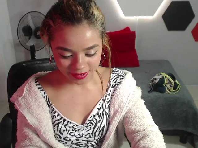 Εκπομπές οθόνης andreapink87