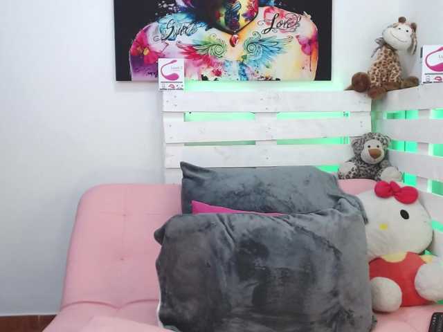 Φωτογραφίες Angel-X Welcome to my room, enjoy it with me: menu tips "show pussy 100token, Remove pantis 90token, show boobs 95token, pussy fingers 200tips, dildo pussy 300token, ass 80token, doggy 85token, c2c 50token. squirt 380token