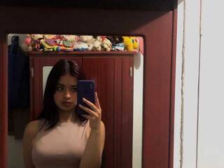 Ερωτική συνομιλία μέσω βίντεο Angela-millers