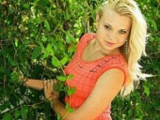 Ερωτική συνομιλία μέσω βίντεο angelavelin