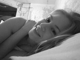 Ερωτική συνομιλία μέσω βίντεο angelina17