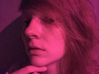 Ερωτική συνομιλία μέσω βίντεο AngelLalita