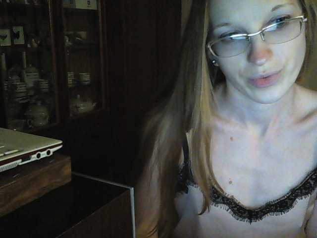 Εκπομπές οθόνης Angelpussy1