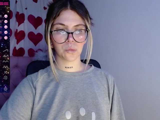 Εκπομπές οθόνης canela_love