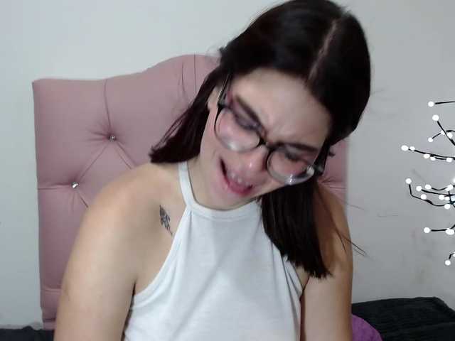 Εκπομπές οθόνης canela_love