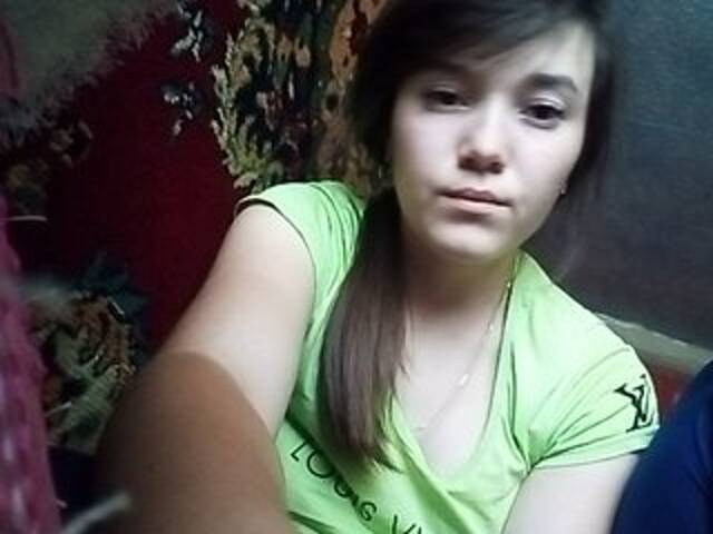 Εκπομπές οθόνης Anna61566