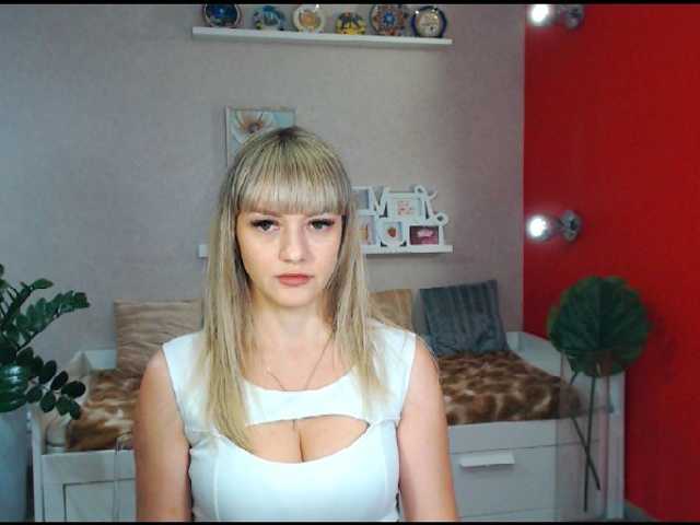 Φωτογραφίες AnnaAdam hi, do you want to chat 5 tokens, get up 20 tokens, private 40 tokens)