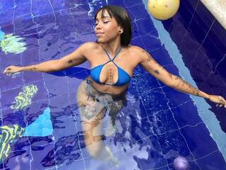 Ερωτική συνομιλία μέσω βίντεο AnnaBrooks2