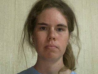 Ερωτική συνομιλία μέσω βίντεο AnnaleeFiumefreddo