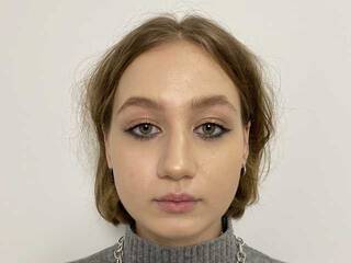 Ερωτική συνομιλία μέσω βίντεο AnnaMitchell