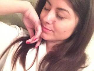 Ερωτική συνομιλία μέσω βίντεο annasexy8