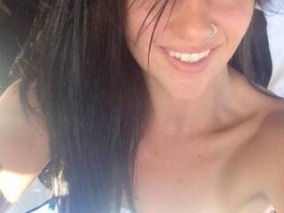 Ερωτική συνομιλία μέσω βίντεο AnnaWaterfal