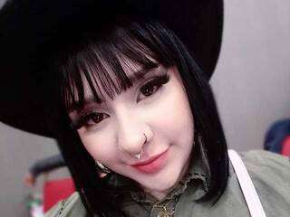 Ερωτική συνομιλία μέσω βίντεο annie-villa