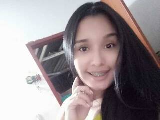 Ερωτική συνομιλία μέσω βίντεο Antonella-capri