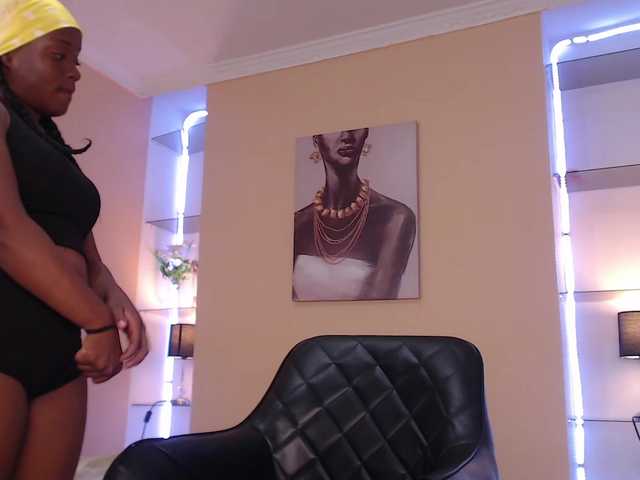 Φωτογραφίες antonella-dava hola bienvenidos a mi sala es un gusto que estén aquí #ebony #teen