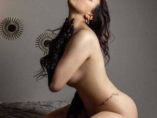 Ερωτική συνομιλία μέσω βίντεο AntonellaBla