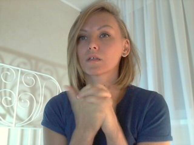 Εκπομπές οθόνης LeppieXXX