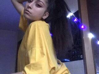 Ερωτική συνομιλία μέσω βίντεο applepieee