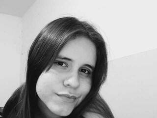 Ερωτική συνομιλία μέσω βίντεο April-candy