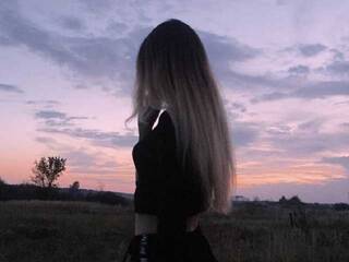 Ερωτική συνομιλία μέσω βίντεο Ariana-cute