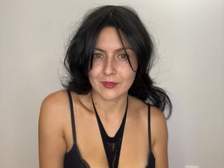 Ερωτική συνομιλία μέσω βίντεο AriaShy