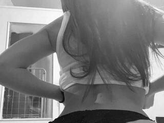 Ερωτική συνομιλία μέσω βίντεο Ariel609