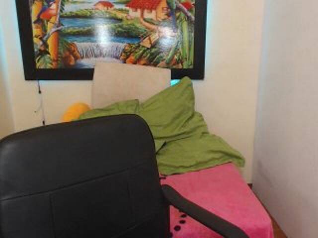 Εκπομπές οθόνης Arleth-Hot